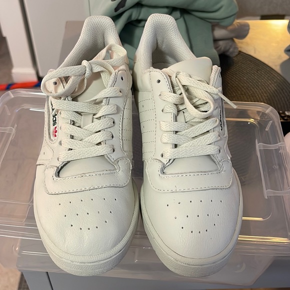 adidas powerphase og